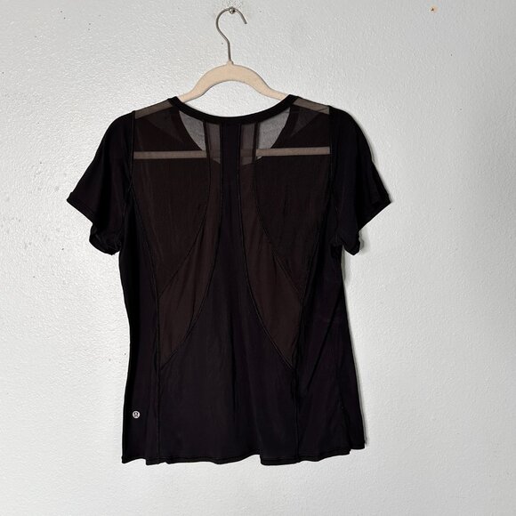 Lululemon Seek the Heat Tee Black Short Sleeve Top Tshirt 8 Mesh - Picture 4 of 5